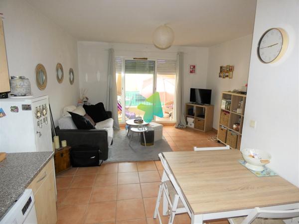 Appartement T2 42M² avec Terrasse 8m²- Cave et Parking