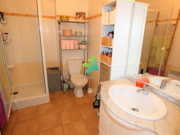 Appartement T2 42M² avec Terrasse 8m²- Cave et Parking