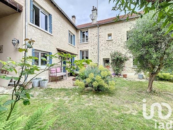 Maison à vendre 9 pièces 176 m² Mézières-sur-Seine