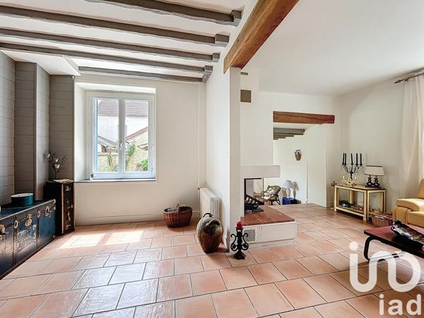 Maison à vendre 9 pièces 176 m² Mézières-sur-Seine