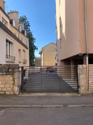 LOCATION EMPLACEMENT DE PARKING RODEZ