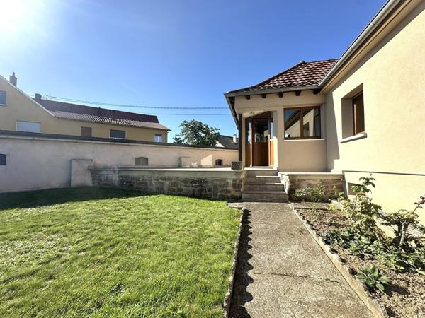 Barr, maison plain pied sur 9,73 ares avec dépendance