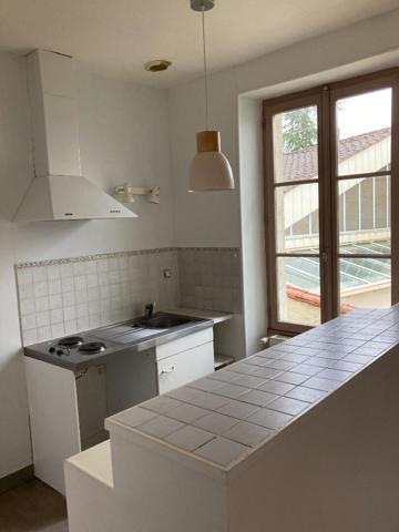 Appartement Fontenay Le Comte 2 pièce(s)