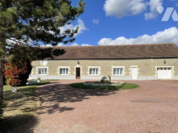 MAISON ET DEPENDANCES SUR 2 HECTARES DE TERRAIN