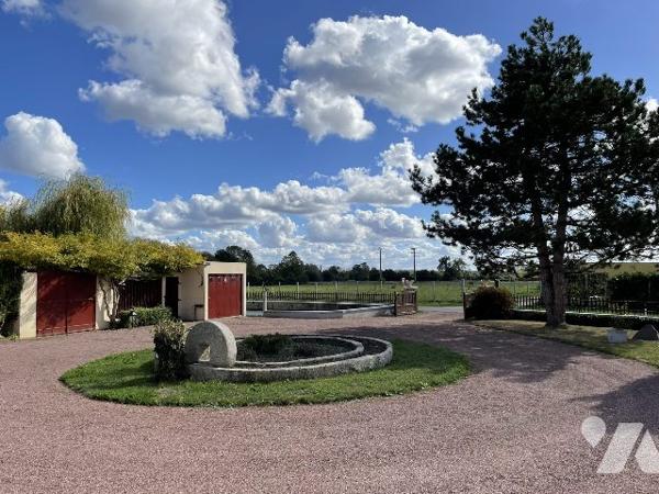 MAISON ET DEPENDANCES SUR 2 HECTARES DE TERRAIN