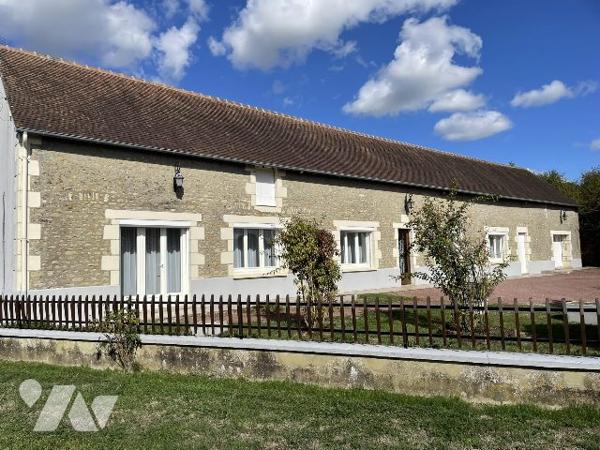 MAISON ET DEPENDANCES SUR 2 HECTARES DE TERRAIN