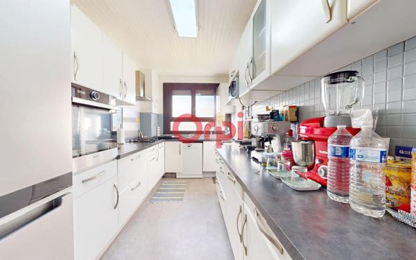 Appartement à vendre    5 pièces • 101,01 m2 Livry-Gargan