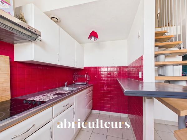 Duplex T3 de 64 m² au Bouscat, Parc de l'Ermitage 2 chambres, copropriété de 2 lots