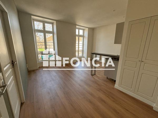 Location Appartement 2 pièces 38.12 m² - 8 BIS RUE MARCA Pau 64000