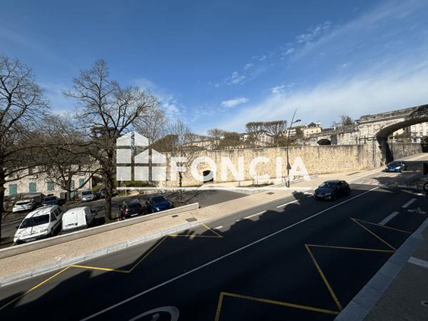 Location Appartement 2 pièces 38.12 m² - 8 BIS RUE MARCA Pau 64000