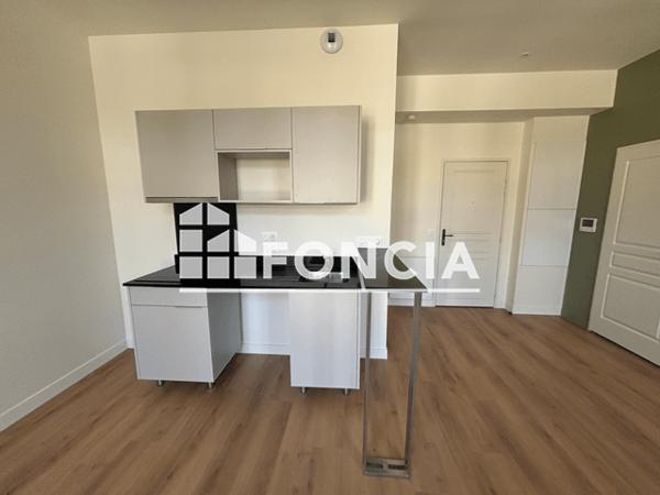 Location Appartement 2 pièces 38.12 m² - 8 BIS RUE MARCA Pau 64000