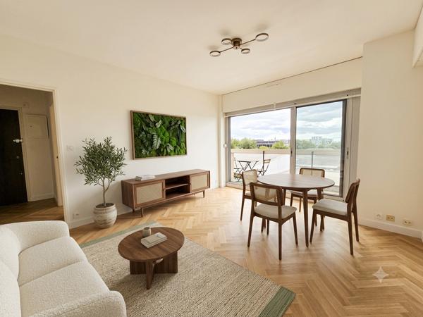 Appartement T2 – Grand balcon – Vue panoramique sur Nantes & Loire