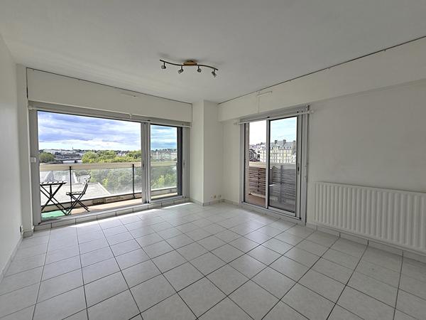 Appartement T2 – Grand balcon – Vue panoramique sur Nantes & Loire