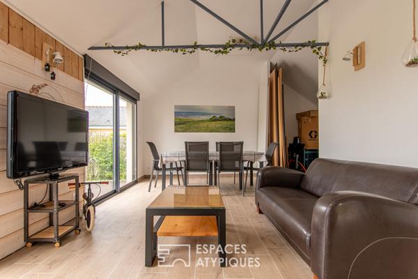 Lumineuse maison familiale avec dépendances