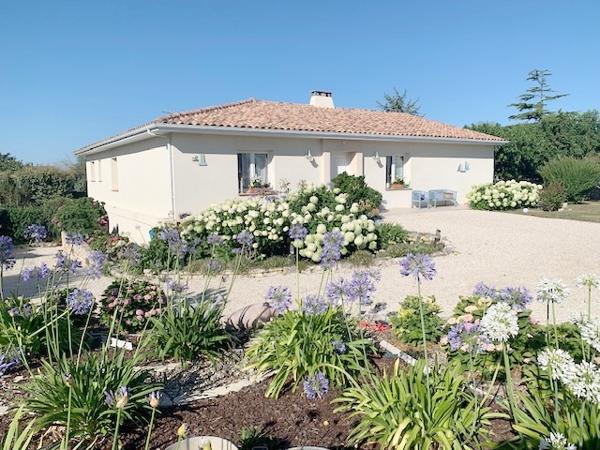 400 M de la plage de l'Espérance...