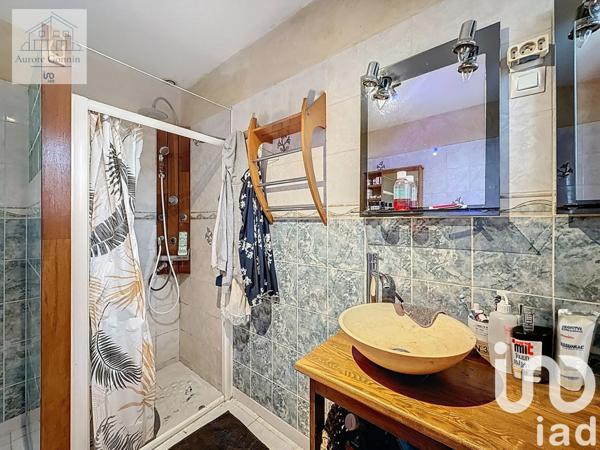 Maison 4 pièces de 115 m² à Lucenay-lès-Aix (58380)