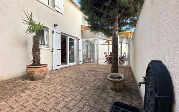 Maison à vendre    3 pièces •  Saint-Palais-sur-Mer