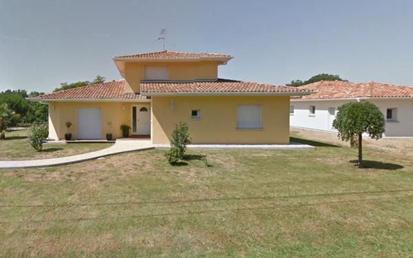 Maison à vendre    4 pièces •  Saint-Martin-de-Hinx