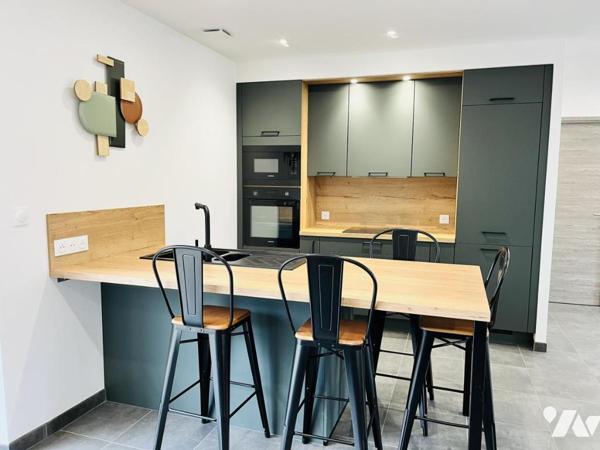 Ancien corps de ferme entièrement réhabilité en 4 maisons de standing