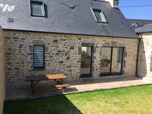 Ancien corps de ferme entièrement réhabilité en 4 maisons de standing