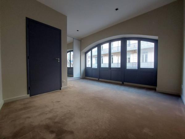 Appartement à vendre 3 pièces de 74 m²