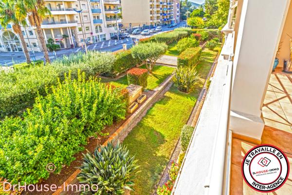 Appartement à vendre 3 pièces de 105 m²