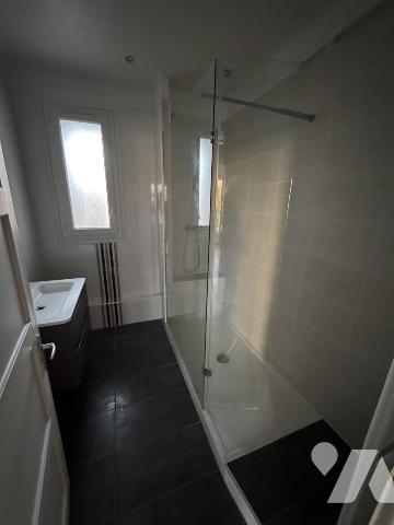 LISIEUX Gare Appartement 112m² au 1er étage + garage