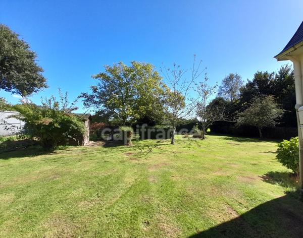 Maison à vendre sur sous-sol total - secteur Plogonnec - Surface habitable 134 m2 - 6 pièces- 4 chambres - 1 bureau- véranda- jardin-parcelle de 2794 m2