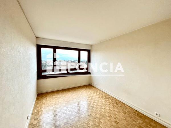 Location Appartement 3 pièces 81.27 m² - 51 AVENUE ROCKFELLER Lyon 69003