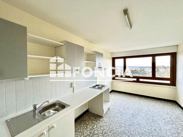 Location Appartement 3 pièces 81.27 m² - 51 AVENUE ROCKFELLER Lyon 69003