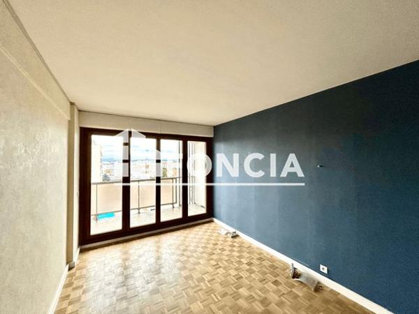 Location Appartement 3 pièces 81.27 m² - 51 AVENUE ROCKFELLER Lyon 69003