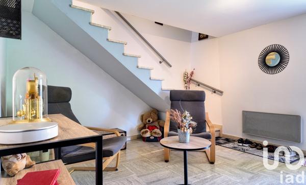 Maison traditionnelle 7 pièces de 150 m² à Bonson (42160)