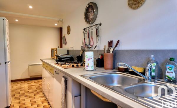 Maison traditionnelle 7 pièces de 150 m² à Bonson (42160)