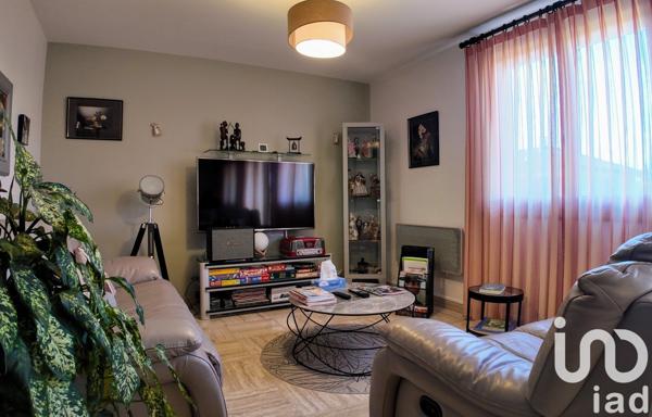 Maison traditionnelle 7 pièces de 150 m² à Bonson (42160)