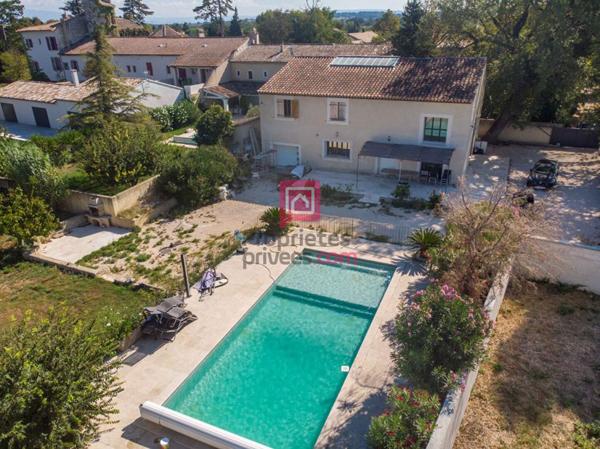 Le Pontet 84130: Villa avec piscine 4 chambres 240 m2, 1200m2 de terrain