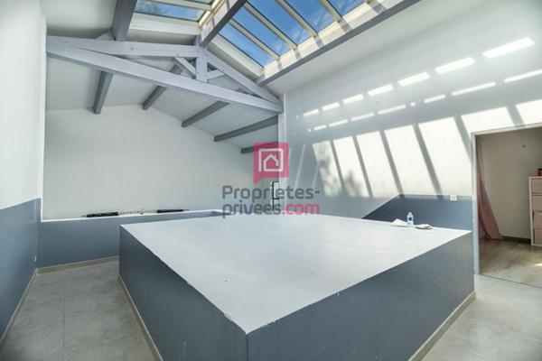 Le Pontet 84130: Villa avec piscine 4 chambres 240 m2, 1200m2 de terrain