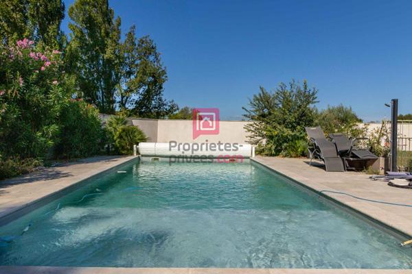 Le Pontet 84130: Villa avec piscine 4 chambres 240 m2, 1200m2 de terrain