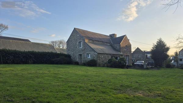 Maison à vendre à Saint-Sauveur dans le Finistère (29400), ref : 29088-32