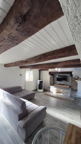 Maison à vendre à Saint-Sauveur dans le Finistère (29400), ref : 29088-32