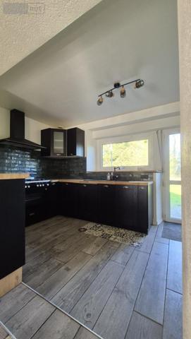 Maison à vendre à Saint-Sauveur dans le Finistère (29400), ref : 29088-32