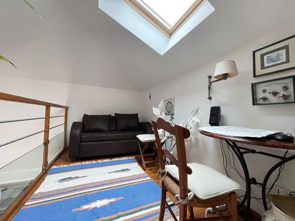 Maison familiale avec jardin de 1 000 m², piscine et espace indépendant