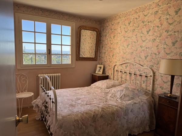 Villeneuve-lès-Avignon (30400) Villa avec vue