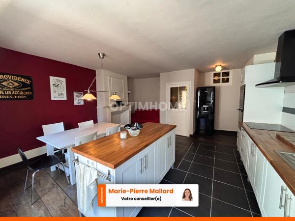 Maison de ville habitable de suite de 10 pièces BOURGANEUF (23)