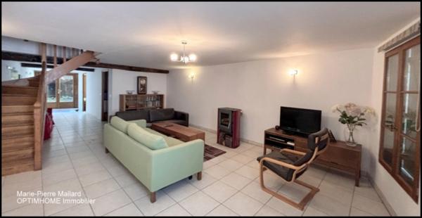 Maison de ville habitable de suite de 10 pièces BOURGANEUF (23)