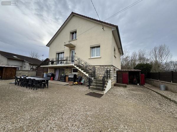 Maison à vendre à Chaussin dans le Jura (39120), ref : VM3642-39032