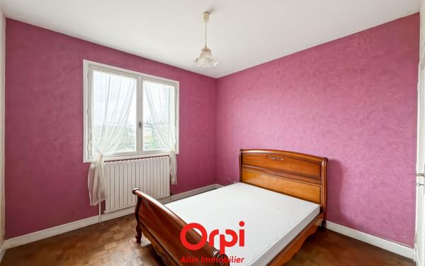 Maison à vendre    5 pièces •  Estivareilles