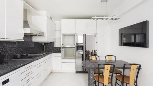 Maison Paris 15e - COMMERCE / AVENUE ÉMILE ZOLA