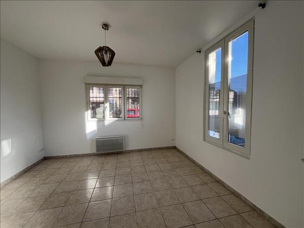 Maison à louer 704 € CC Toulouse 3 p 61 m² DPE E