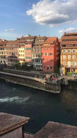 Immeuble à vendre STRASBOURG (67) : 6 Logements + 1 Local Commercial : 436 m2 - Emplacement N° 1 - Quartier Touristique - Coeur de ville - Grande Ile