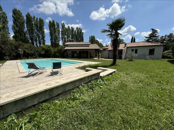 Maison à vendre |  Tonneins |  7 pièces | 234 m²